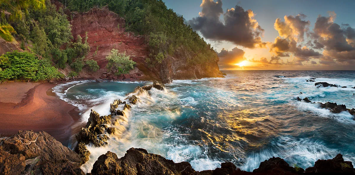 Red Sand Beach Maui Hawaii Arcadia Consulting Vietnam